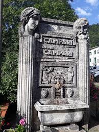 Le Piastre fontana Campari.jpg